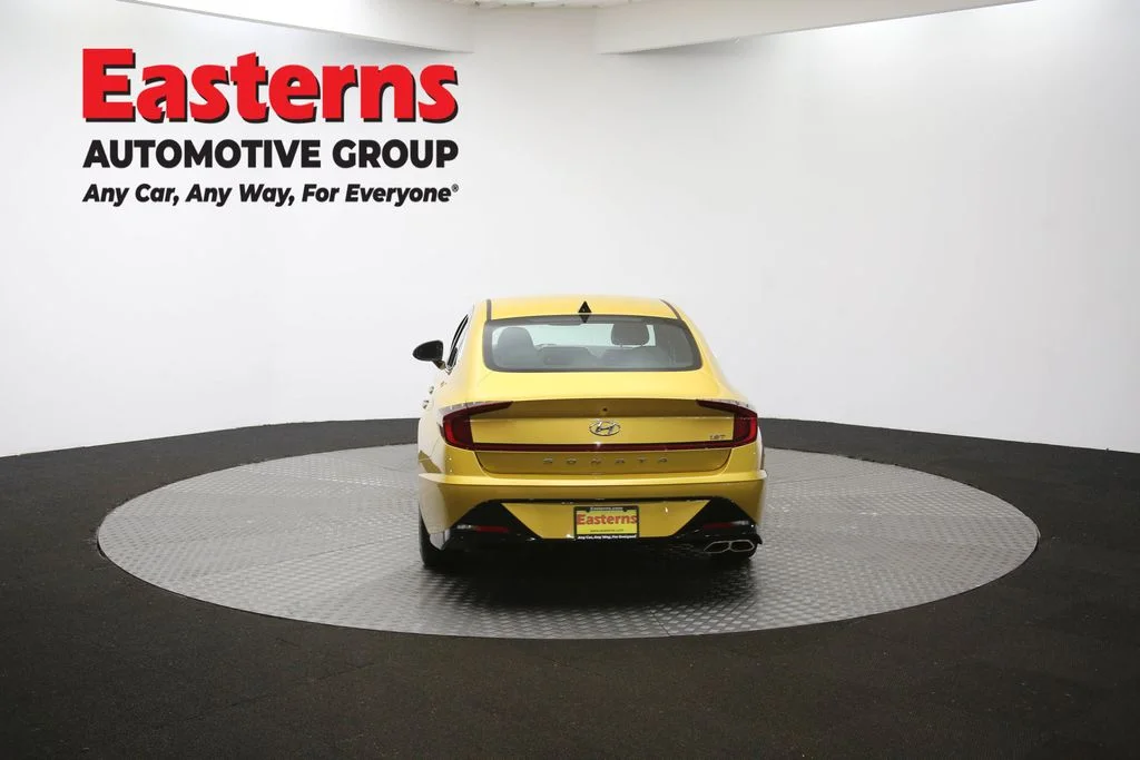 Used 2021 Yellow Hyundai SEL Plus image 36