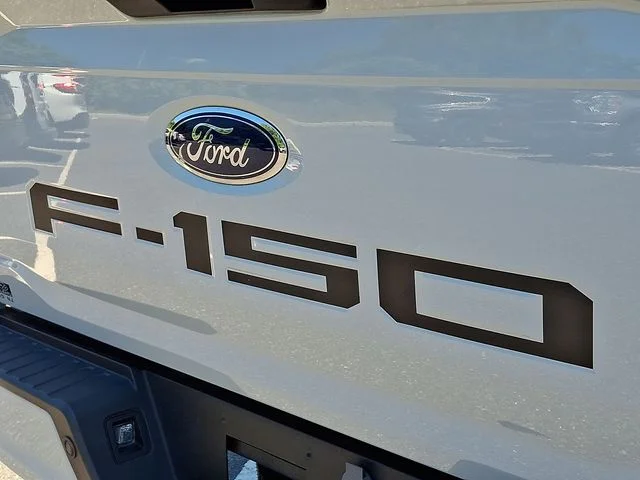 Used 2023 White Ford XL image 30