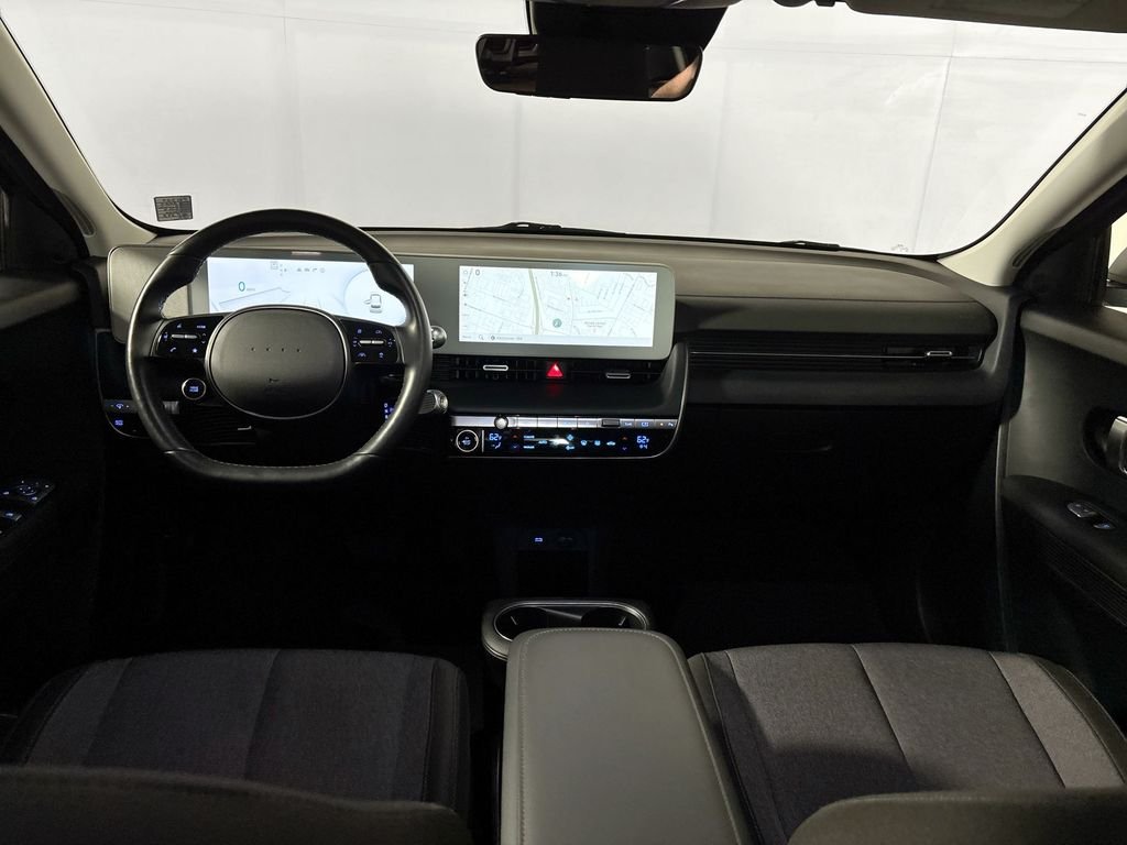 Used 2024 Gray Hyundai SEL image 12
