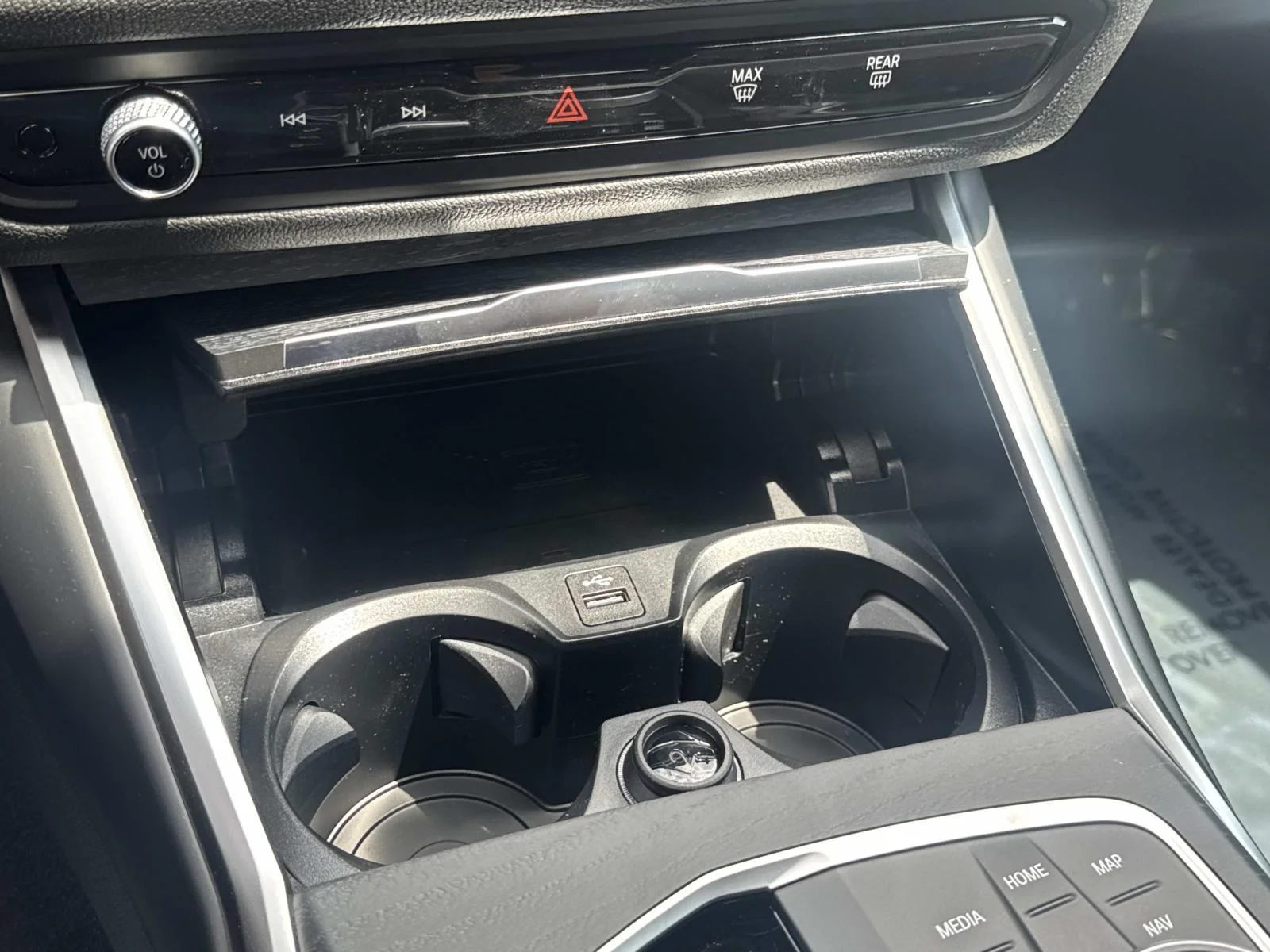 New 2026 Alpine White BMW 330i NA image 23