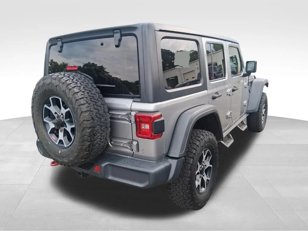 Used 2020 Silver Jeep Unlimited Rubicon image 4