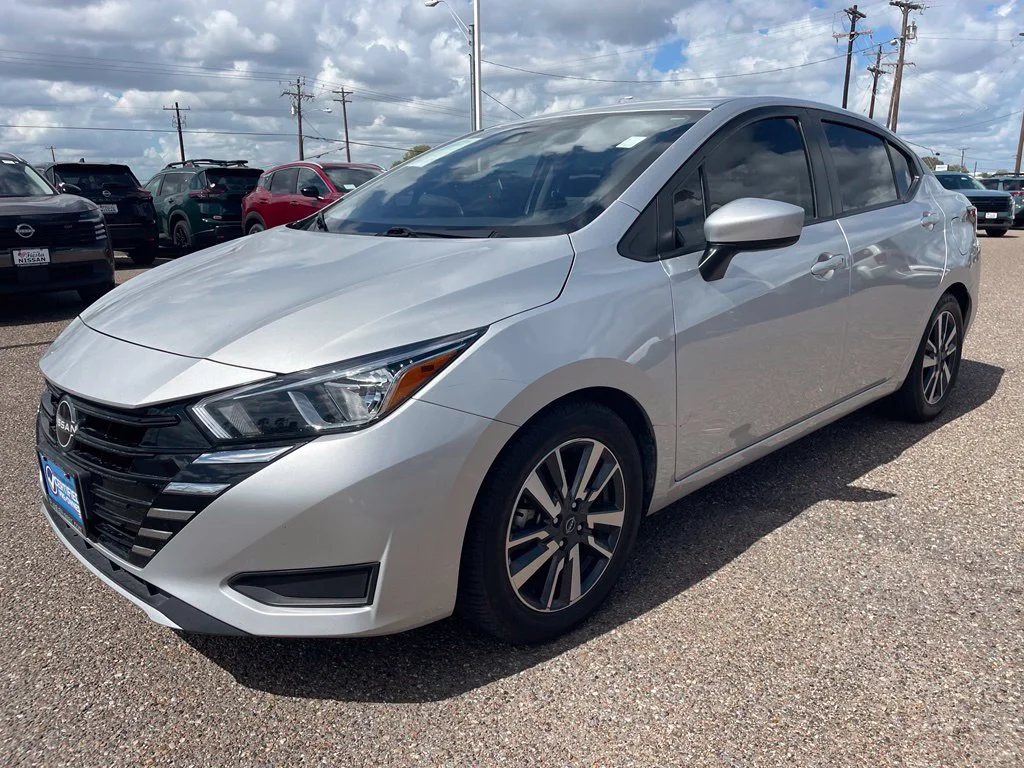 Certified Used 2023 Silver Nissan 1.6 SV image 5