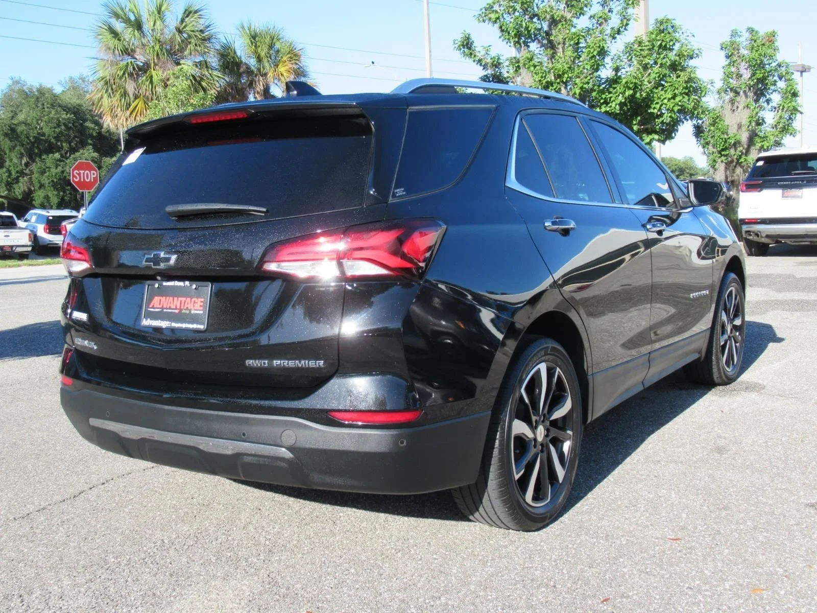 Used 2022 Black Chevrolet Premier image 7
