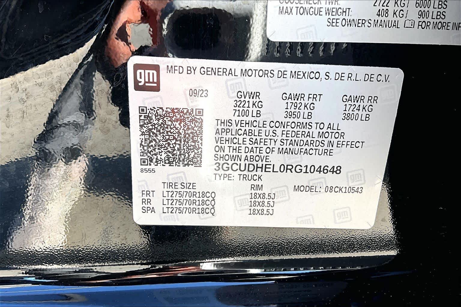 Used 2024 Black Chevrolet ZR2 image 37