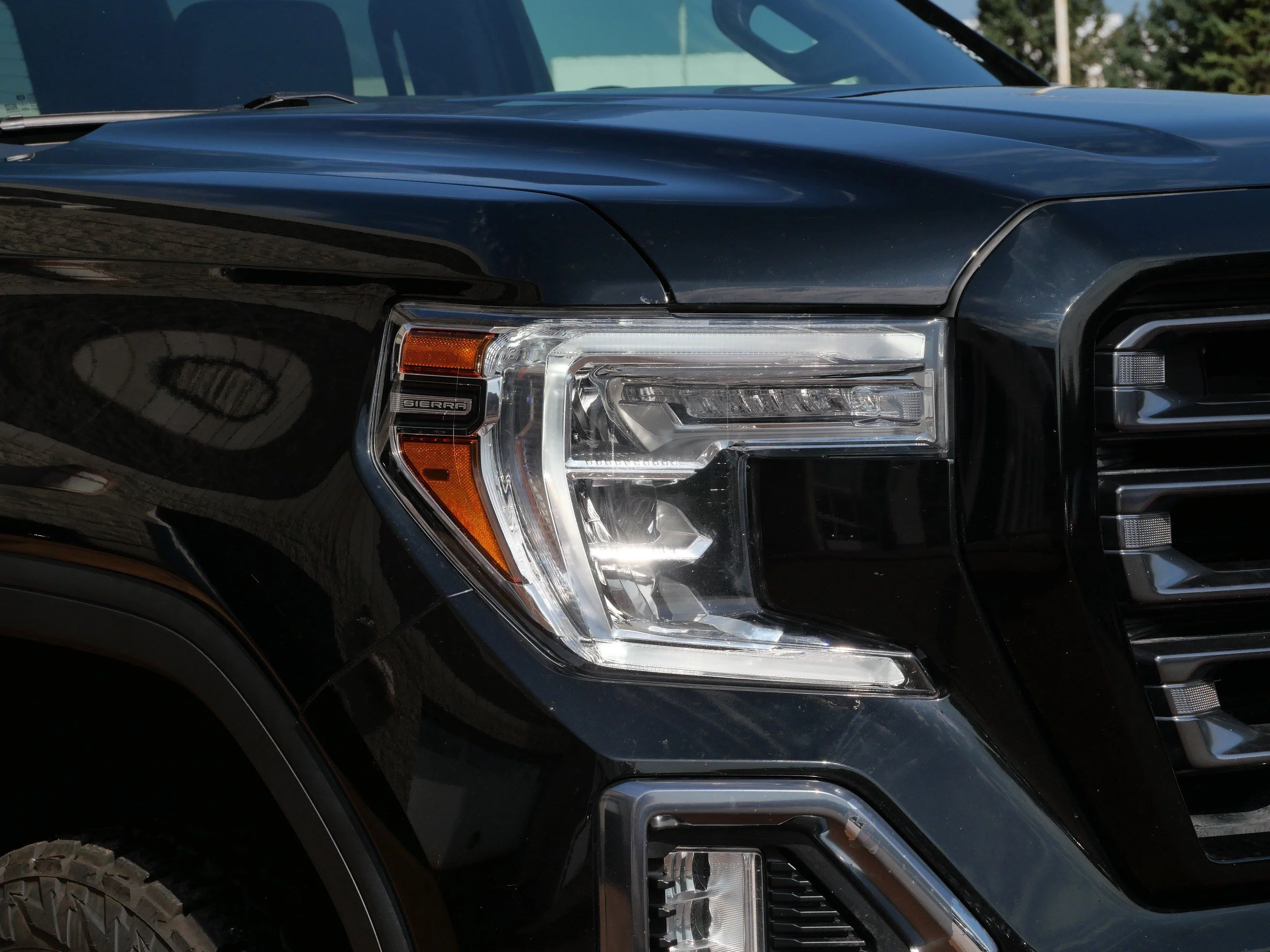 Certified Used 2021 Ebony Twilight Metallic GMC AT4 image 16