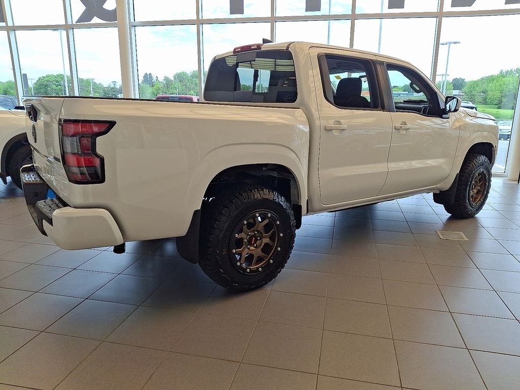 New 2026 Glacier White Nissan Crew Cab SV image 4