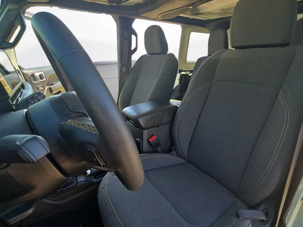 Used 2024 Gray Jeep Sport S image 15
