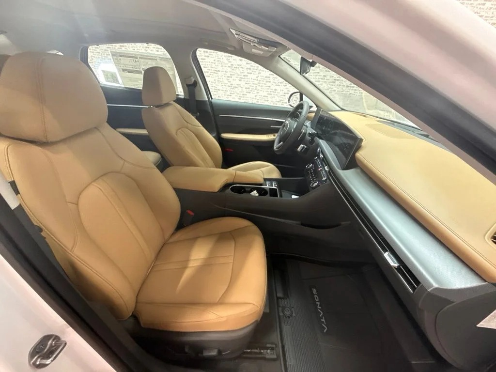 New 2026 Serenity White Hyundai Limited image 11