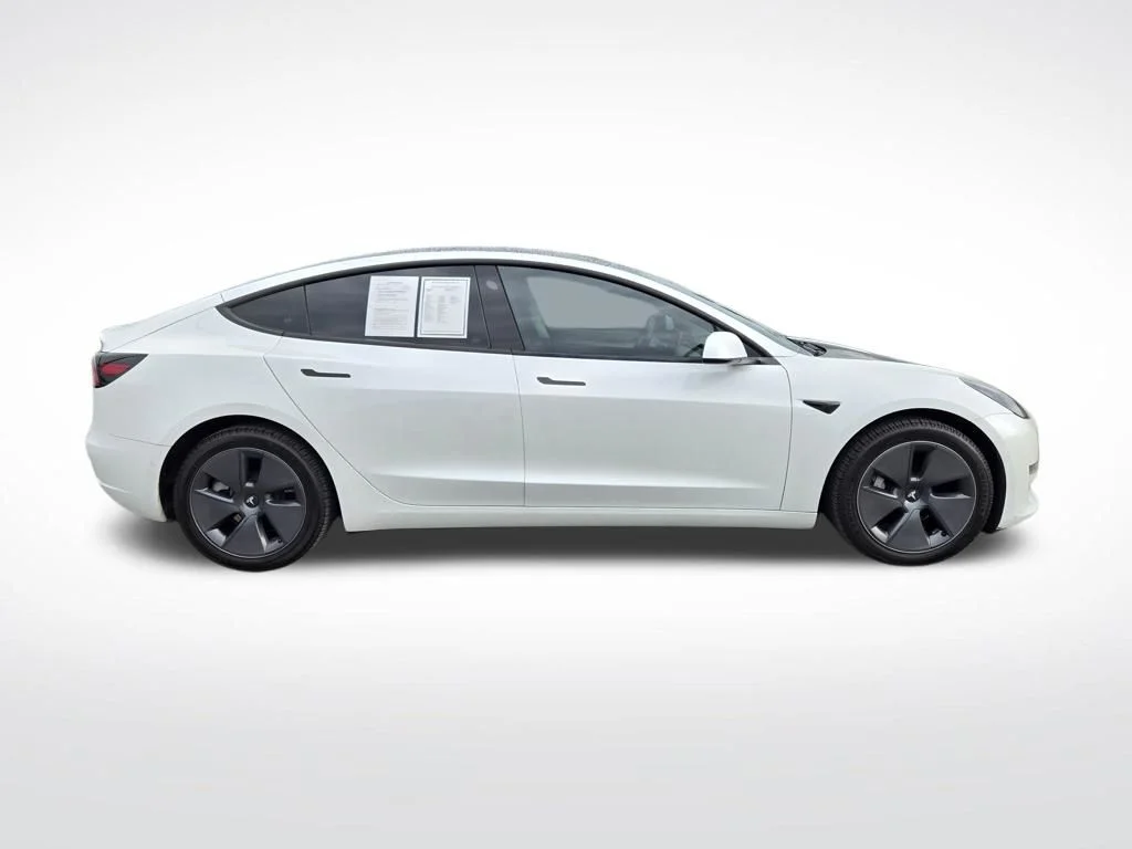 Used 2022 Tesla Model 3 Long Range with VIN 5YJ3E1EB9NF156884 for sale in Omaha, NE
