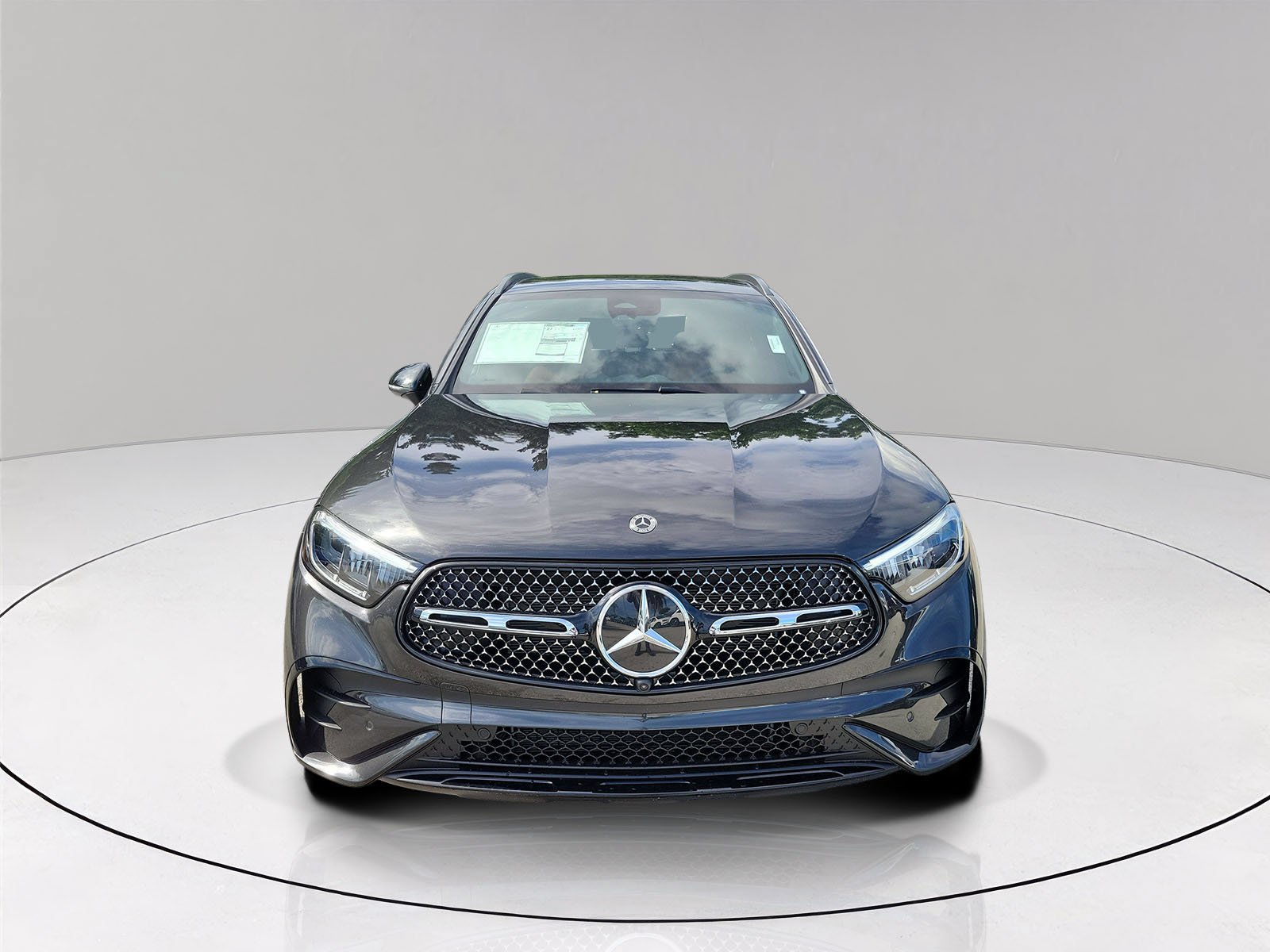 New 2027 Graphite Grey Metallic Mercedes-Benz GLC 300 image 2