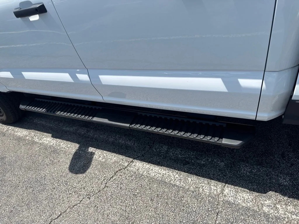 Certified Used 2024 Oxford White Ford XL image 32