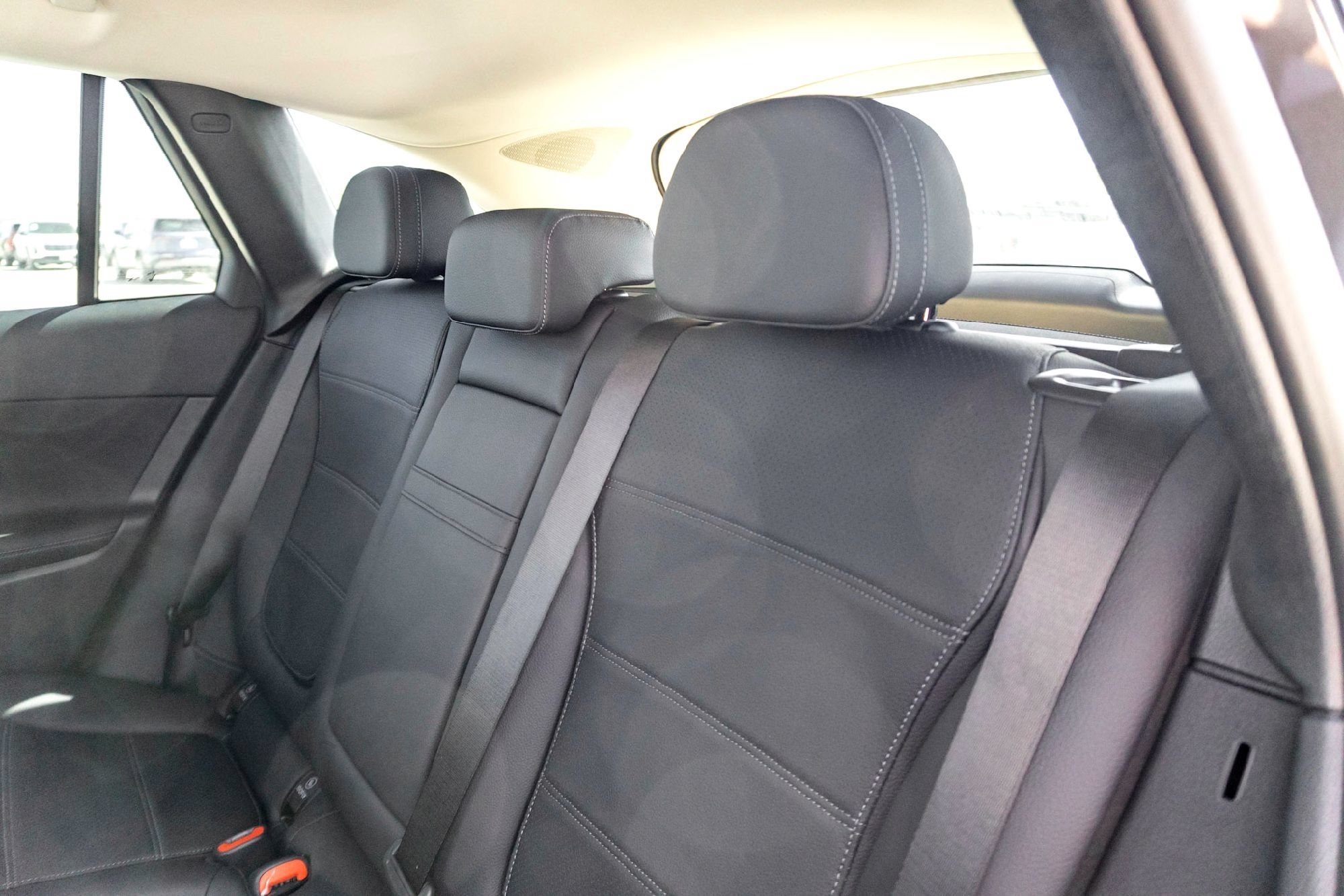2025 Mercedes-Benz GLC Base - Photo 17