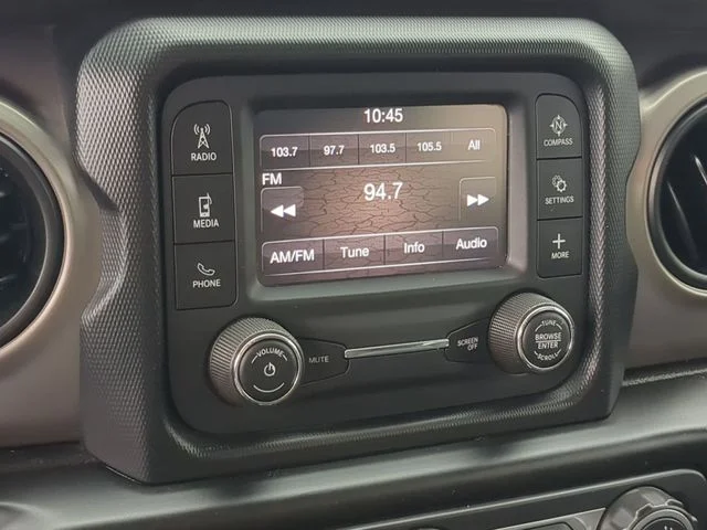 Used 2020 Orange Jeep Sport S image 21