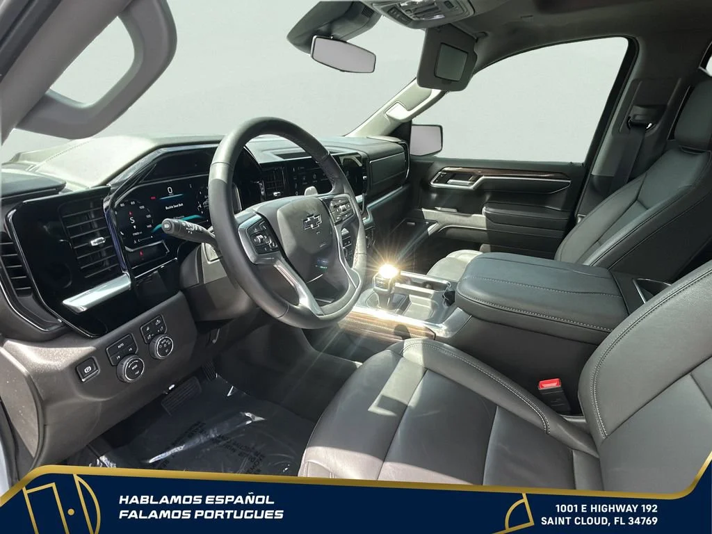 Used 2026 Summit White Chevrolet RST image 33
