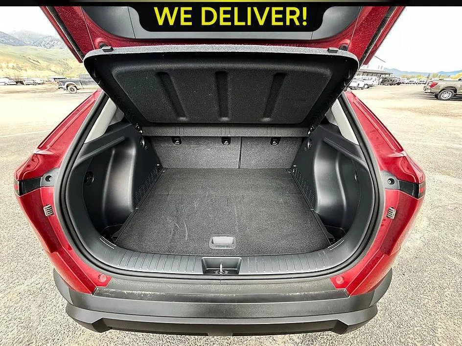 Used 2025 Red Hyundai SEL image 17