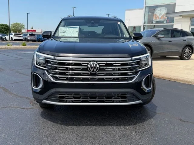 New 2026 Black Volkswagen 2.0T SEL image 2