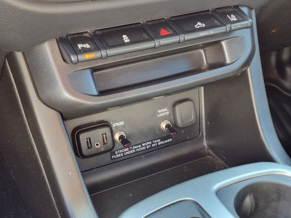 Used 2022 White Chevrolet LT image 19