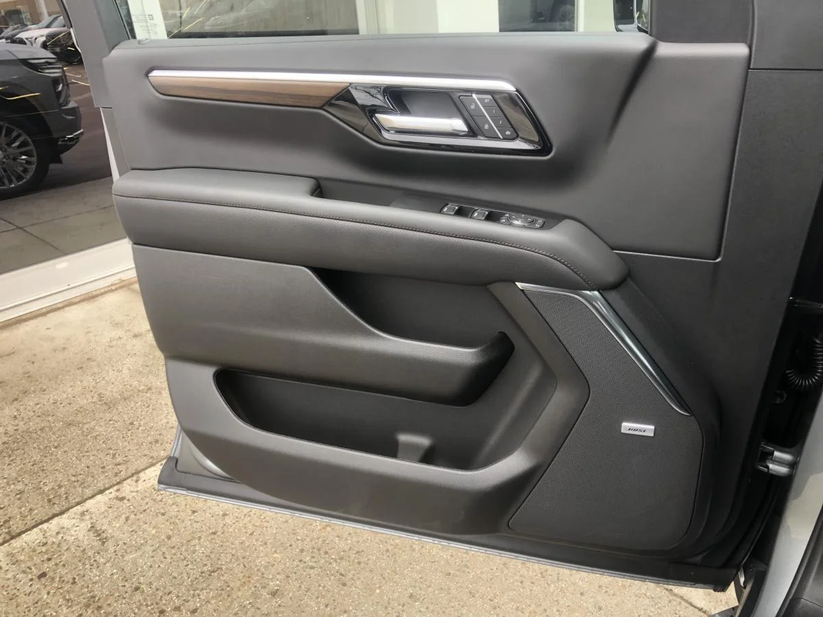 New 2026 Grey Chevrolet 4wd 4dr High Country image 18