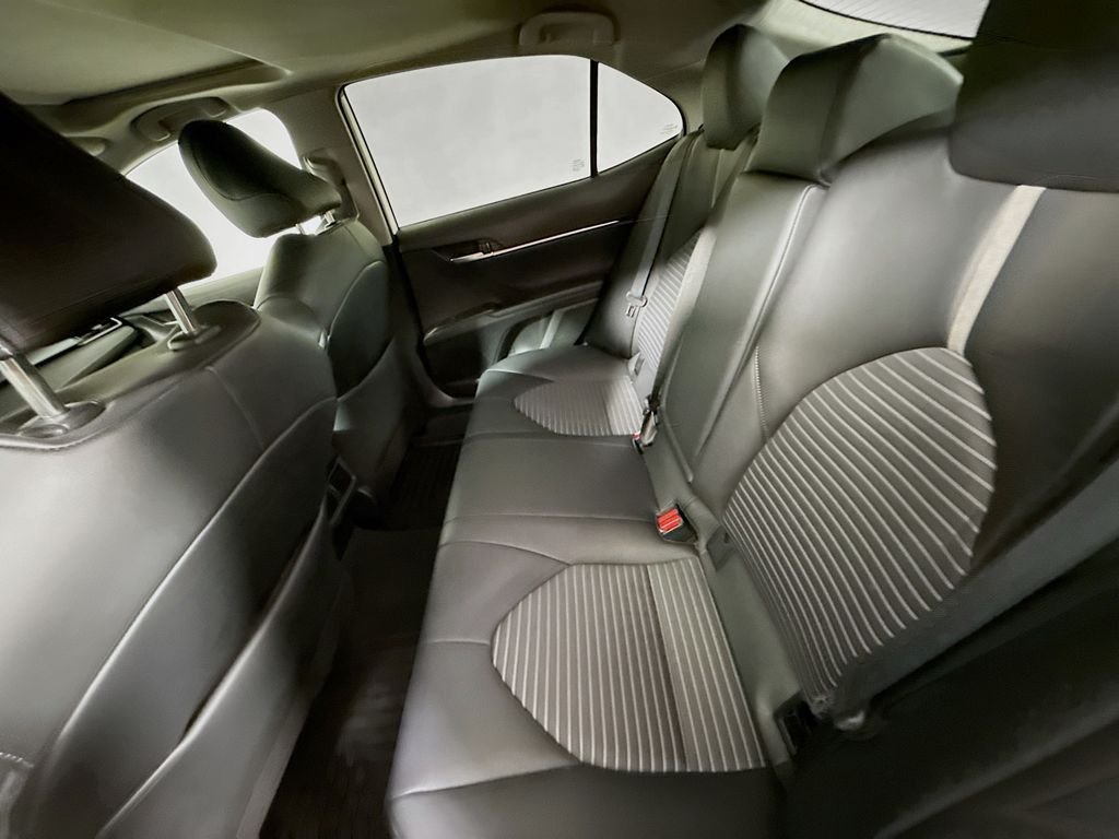Used 2023 Ice Cap Toyota SE image 22