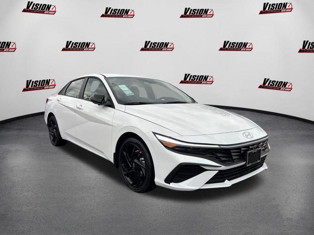 New 2026 White Hyundai SEL Sport image 3