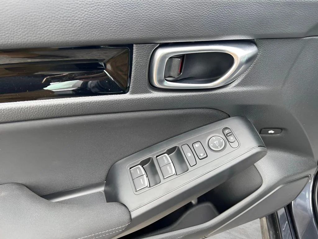 Used 2025 Gray Honda Sport Touring image 12