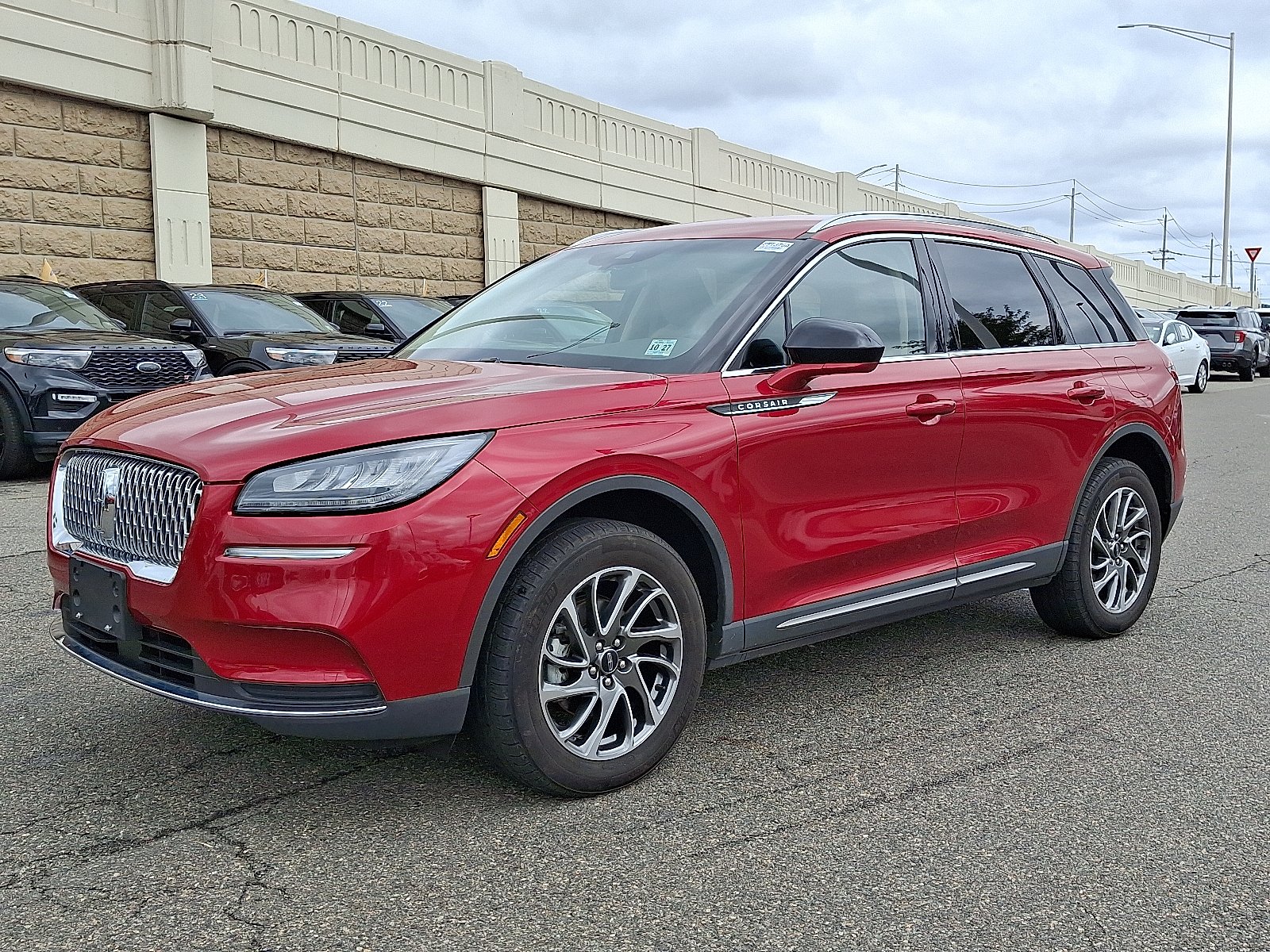 2022 Lincoln Corsair Base