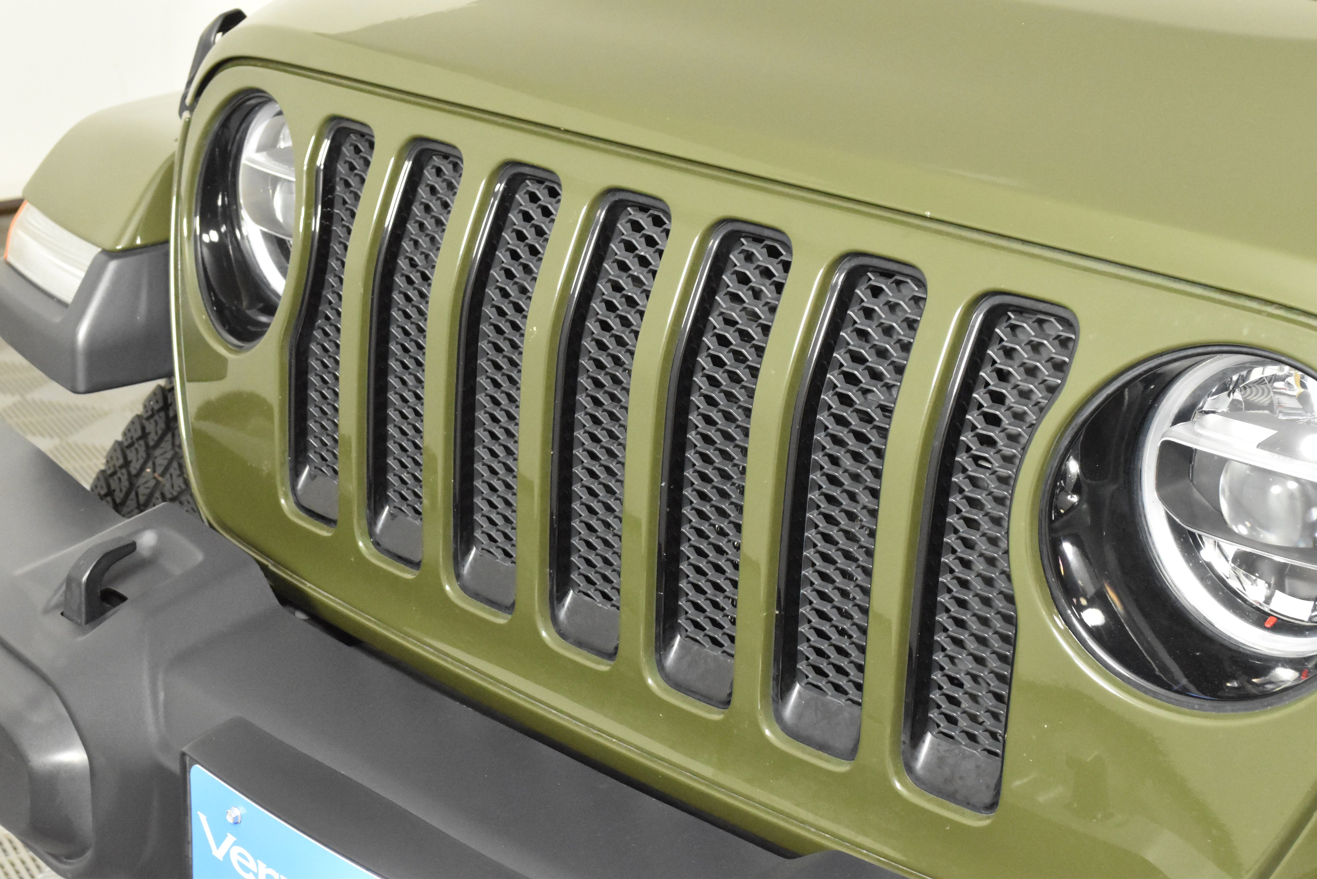 2020 Jeep Wrangler Unlimited Sahara Altitude - Photo 11