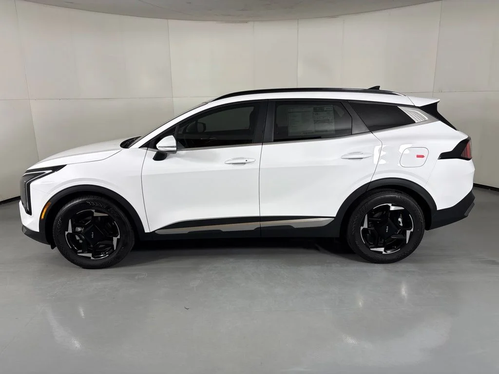 New 2026 Glacial White Pearl Kia EX image 5