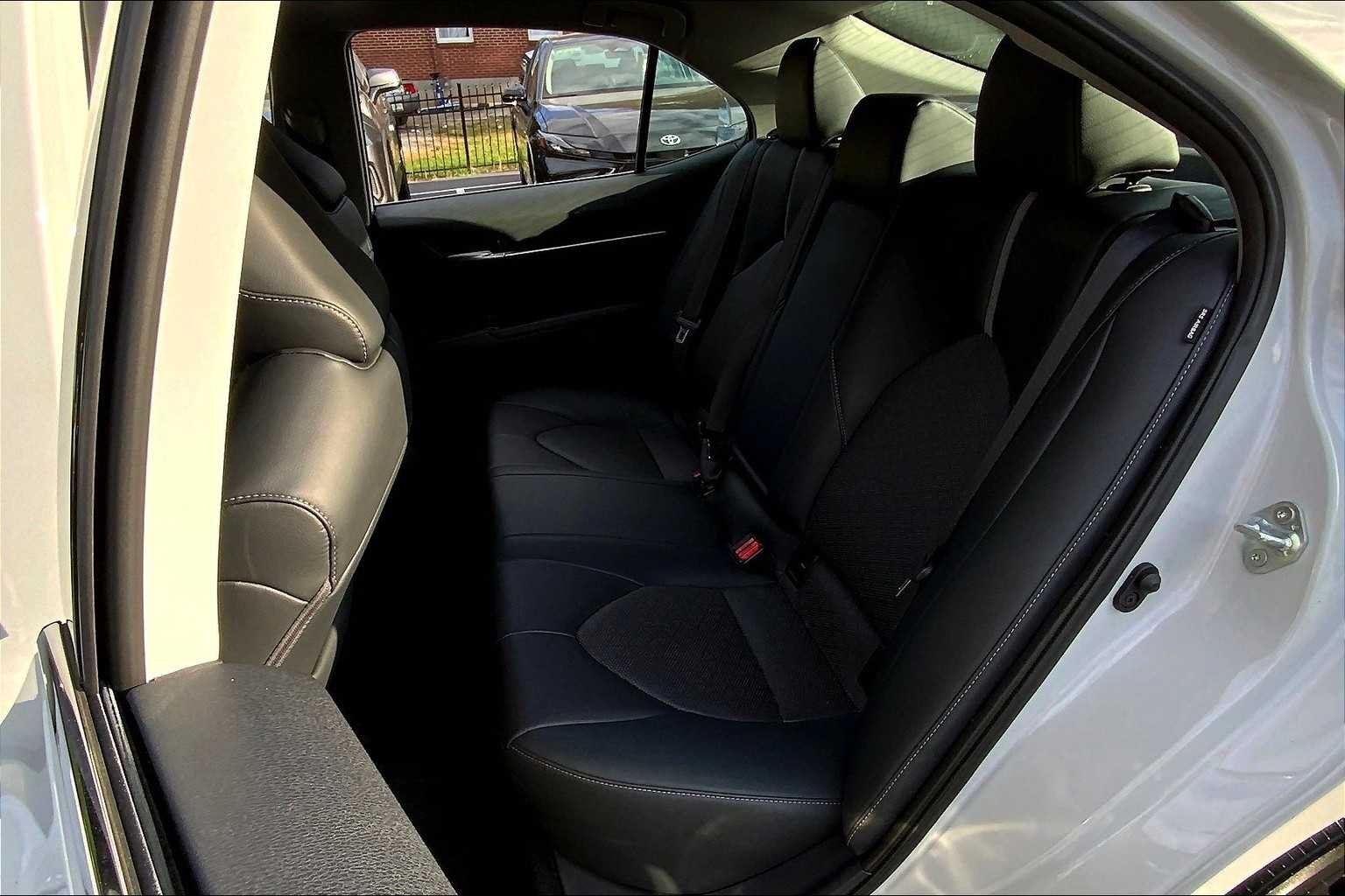 Used 2024 Ice Edge Toyota XSE image 16