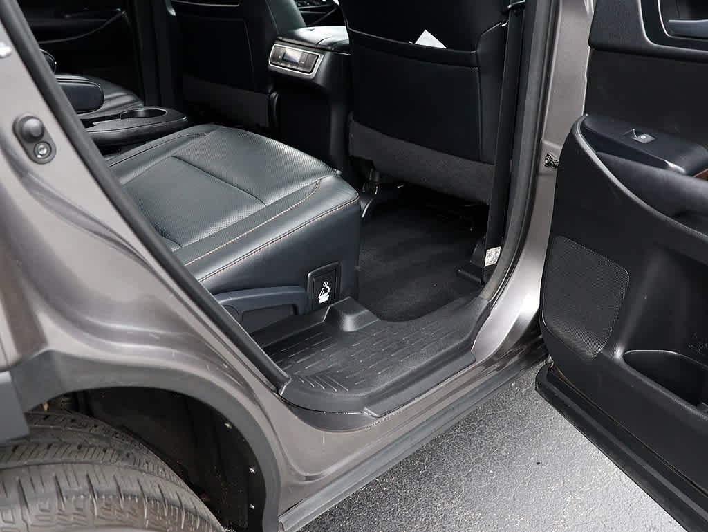 Used 2018 Predawn Gray Mica Toyota Limited image 32