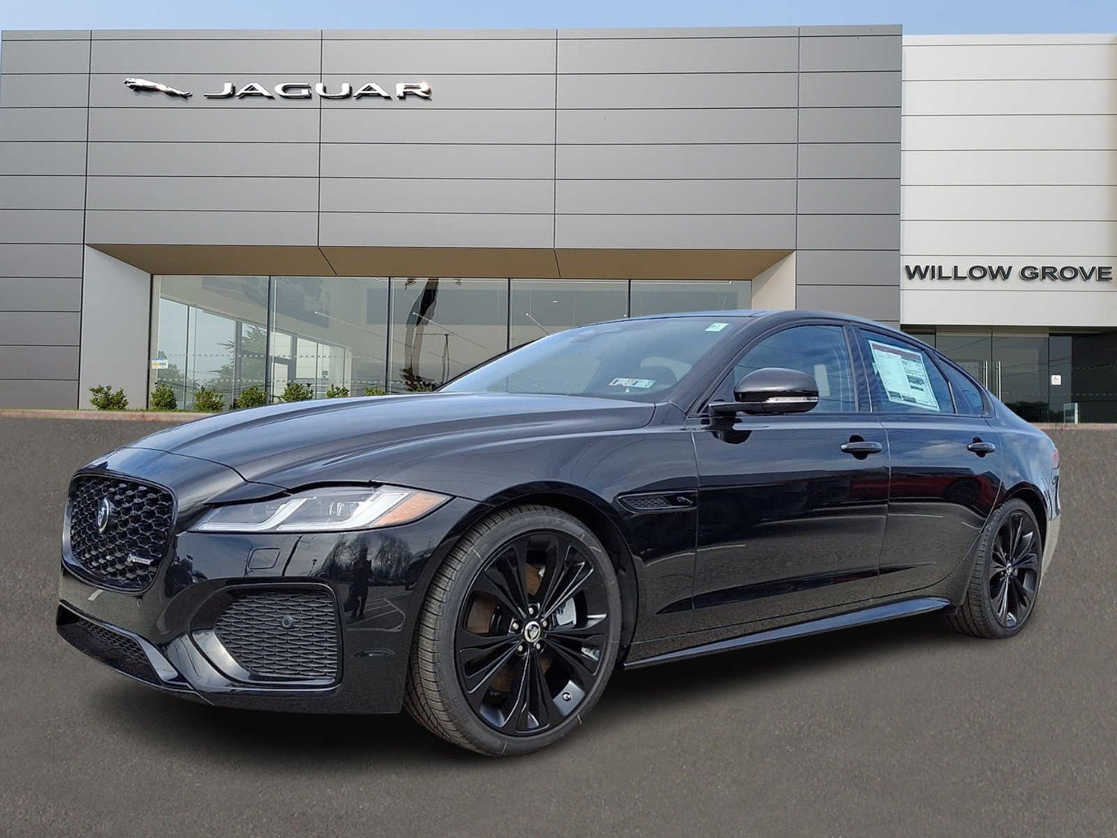 2024 Jaguar XF R-Dynamic SE