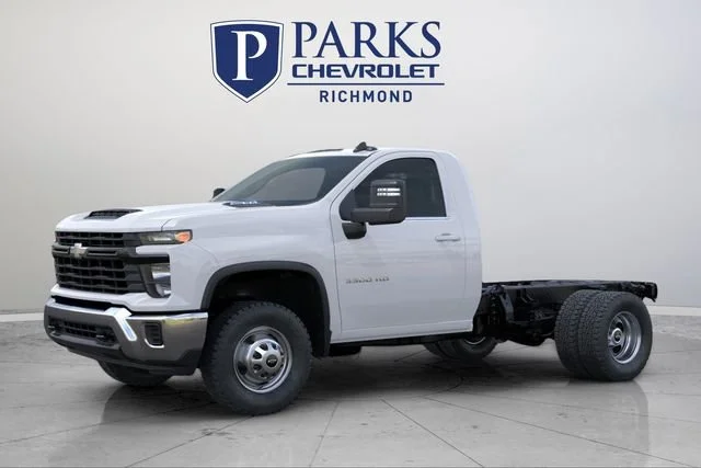 2025 Chevrolet Silverado 3500 HD Work Truck - Photo 6