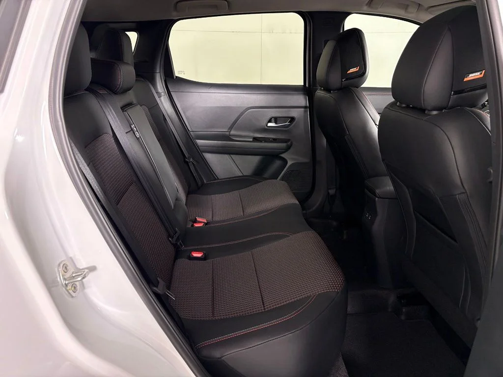 New 2026 Aspen White TriCoat / Super Black Two-tone Nissan SR image 40
