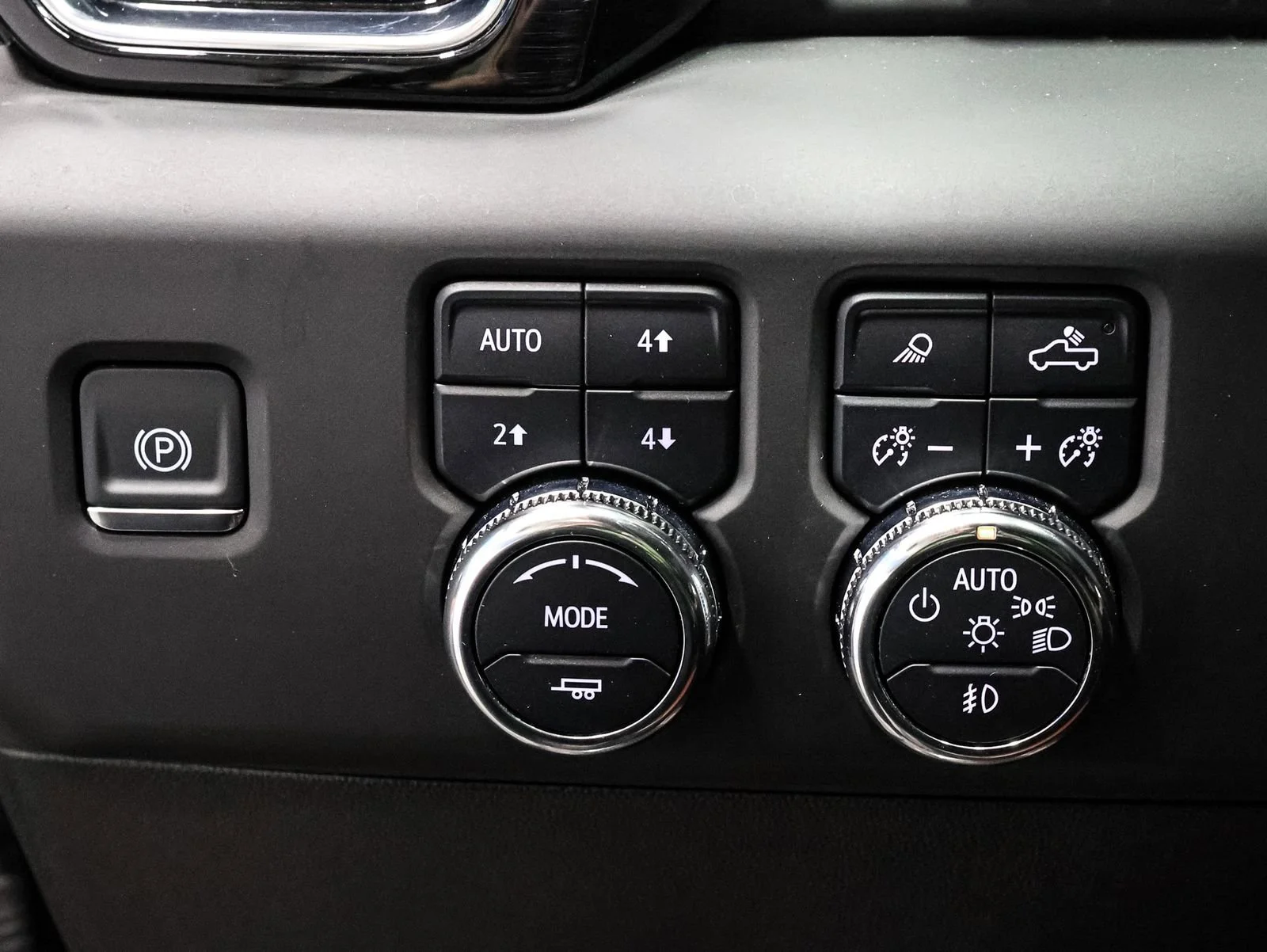 Certified Used 2025 Onyx Black GMC Denali Ultimate image 32