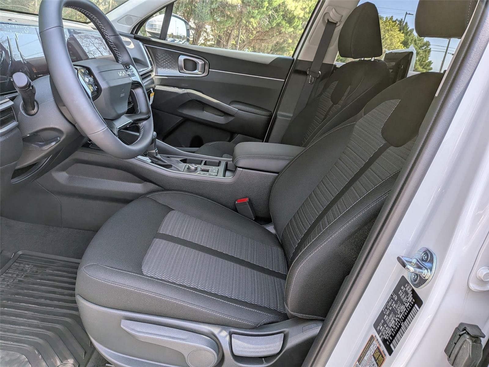 New 2026 Glacial White Pearl Kia LX image 14