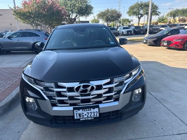 Used 2024 Black Hyundai SEL image 1