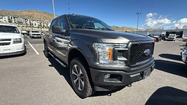 Used 2019 Gray Ford XL image 2