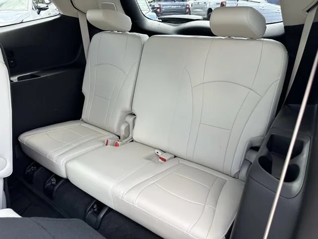 Used 2024 Sage Metallic Buick Essence image 21