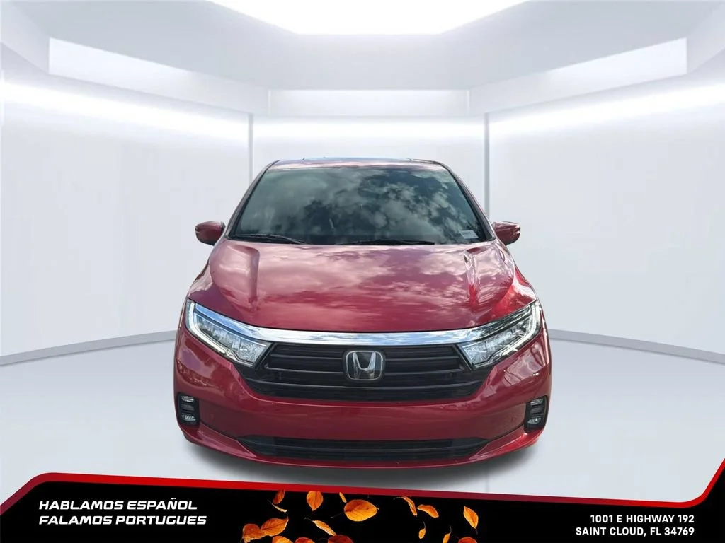 Used 2023 Red Honda Touring image 10