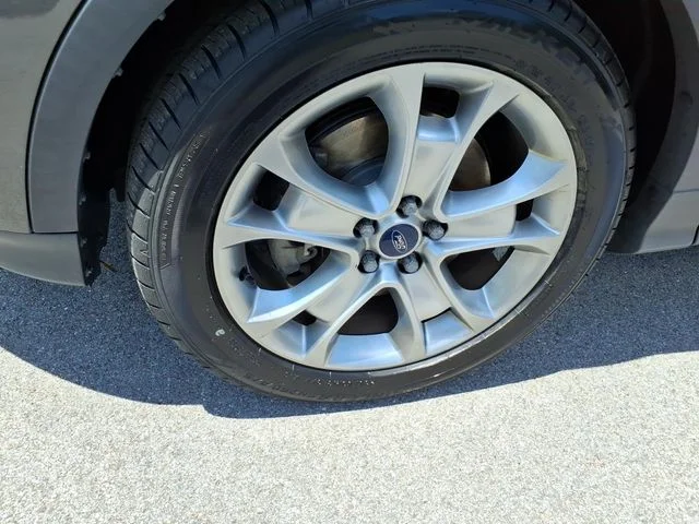 Used 2016 Gray Ford Titanium image 17