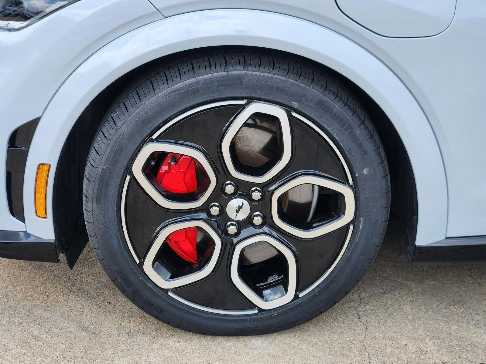 Used 2023 Space White Ford GT image 9