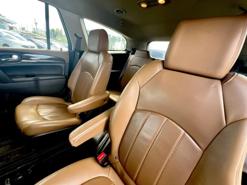 Used 2016 WHITE FROST Buick Leather image 16