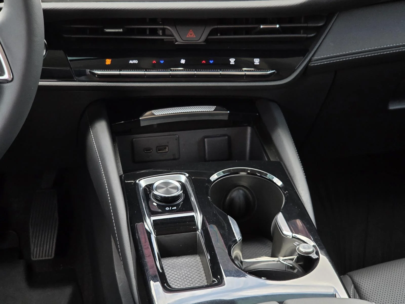 Used 2025 Ebony Twilight Metallic Buick Preferred image 15