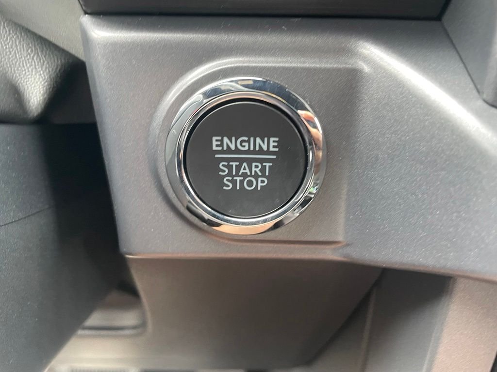 Used 2026 White Ford XLT image 22