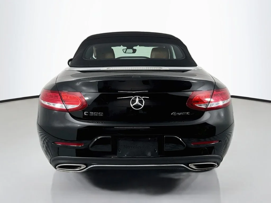 Used 2017  Mercedes-Benz C 300 image 10