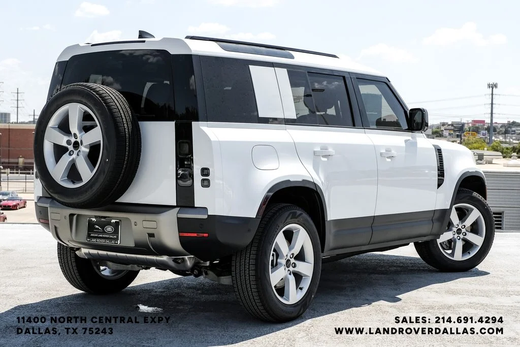 New 2026 Fuji White Land Rover S image 6