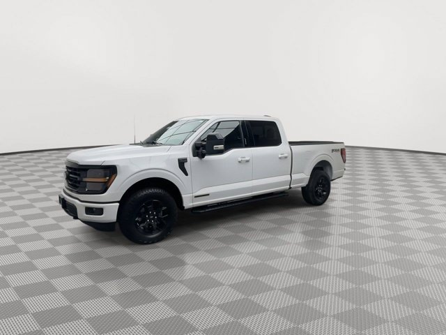 Used 2024 Oxford White Ford XLT image 41