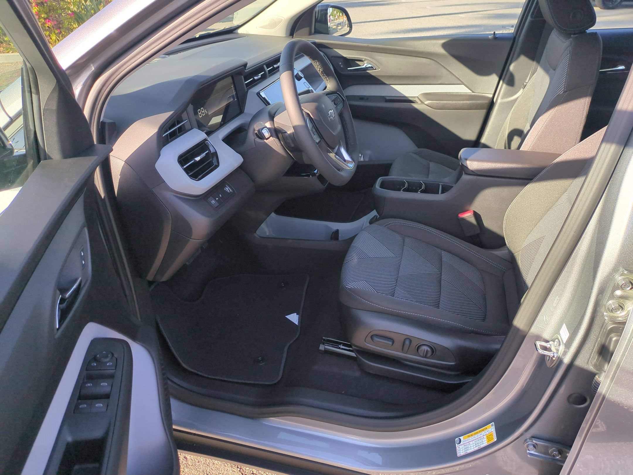 2027 Chevrolet Bolt LT - Photo 11
