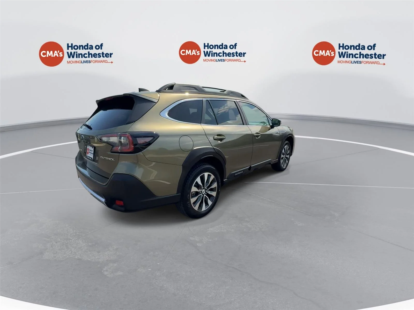 Used 2024 Autumn Green Metallic Subaru Limited image 8