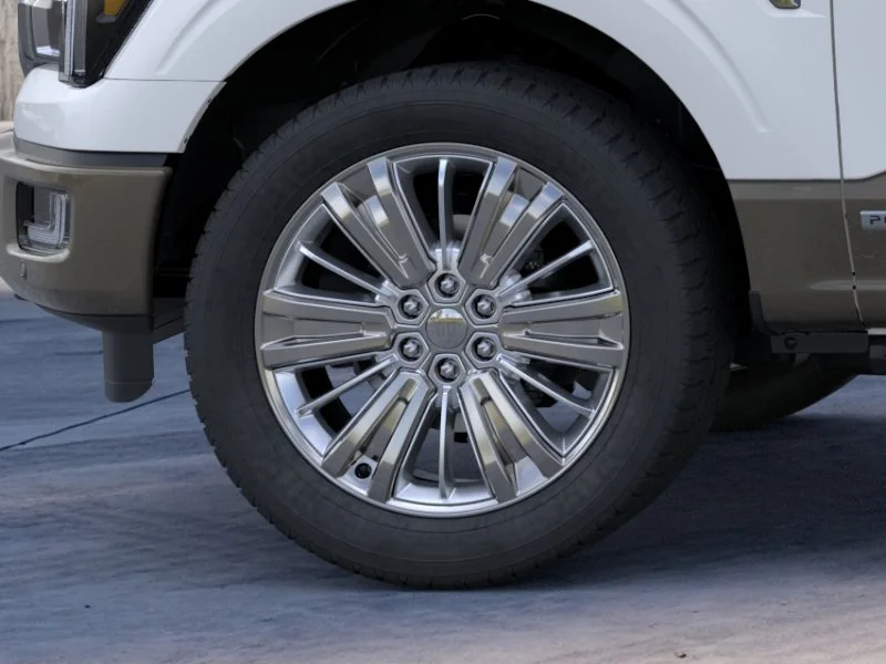 New 2026 Star White Metallic Tri-Coat Ford King Ranch® image 19
